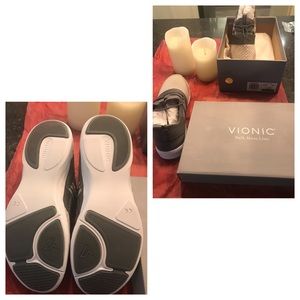 Vionic Alaina 8.5 Wide Width